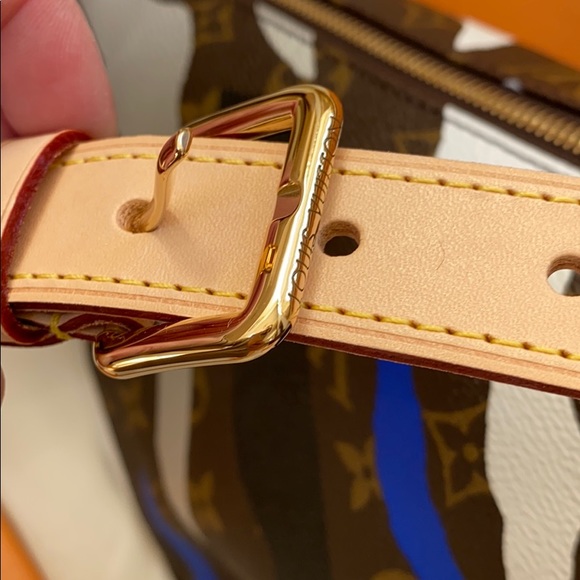 ❤️Louis Vuitton lol Bumbag new ❤️ - Picture 7 of 8